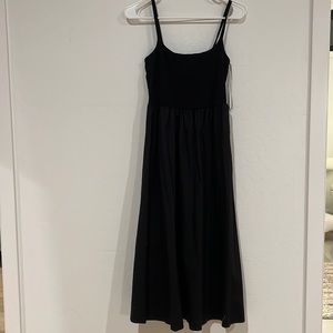 Old navy midi dress in black in S.